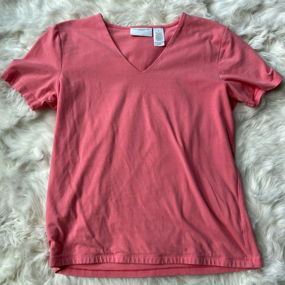 Vintage Liz Claiborne Lizsport v-neck T-shirt